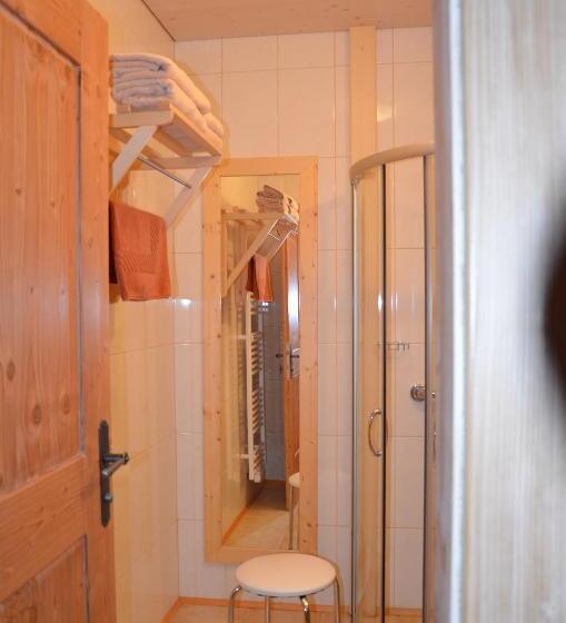 住宿加早餐 Pension Zum Schreiner