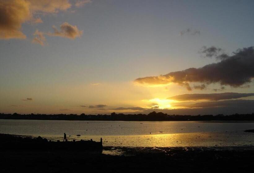 ベッドアンドブレックファースト Springlawn