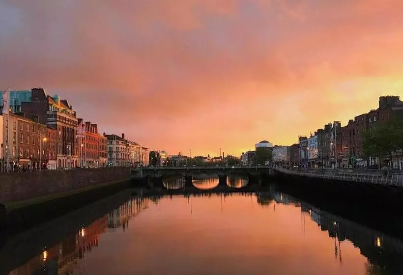 Aamiaismajoitus (B&B) The Artist Residence Dublin