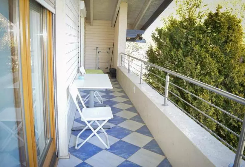 Aamiaismajoitus (B&B) Villa Viola