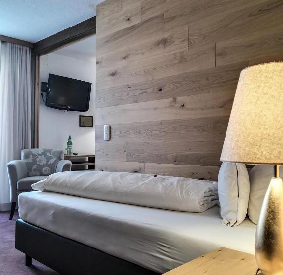 בית מלון כפרי Alpenresort Walsertal