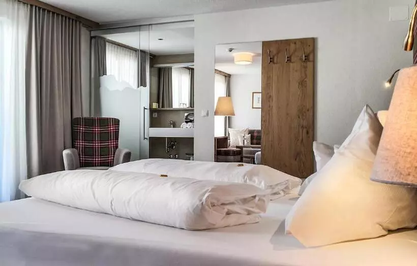 Hotelli Alpenresort Walsertal