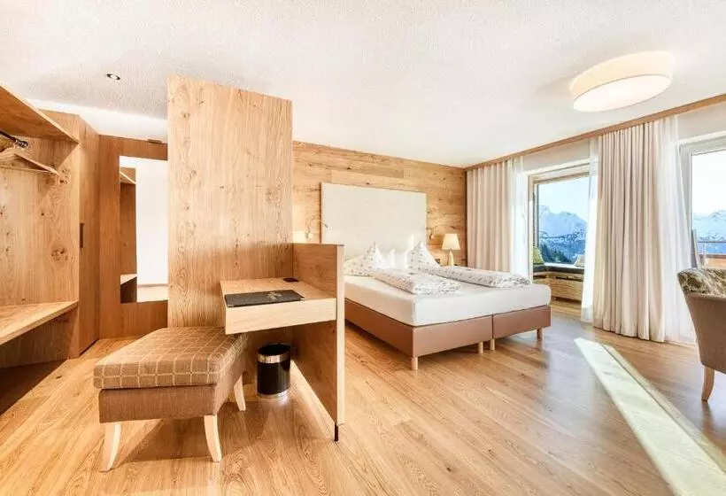 Hotelli Alpenresort Walsertal