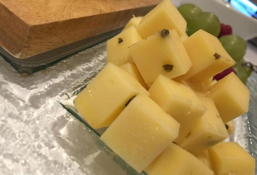 ホテル Café Schatz