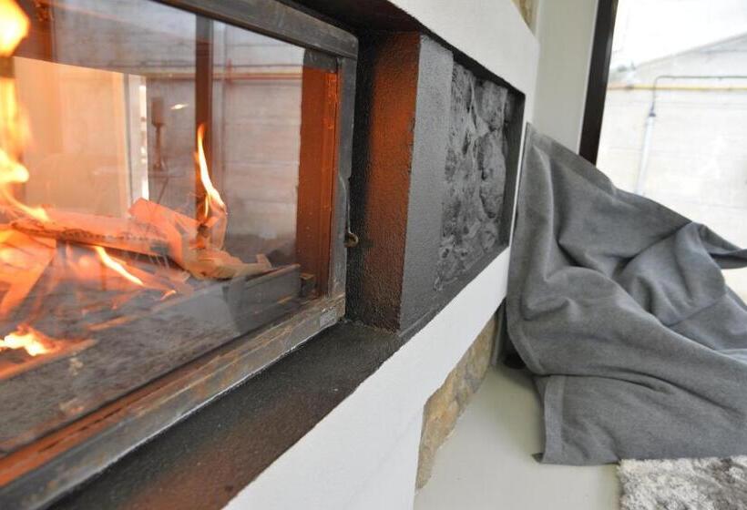 Отель Garaiko Landetxea