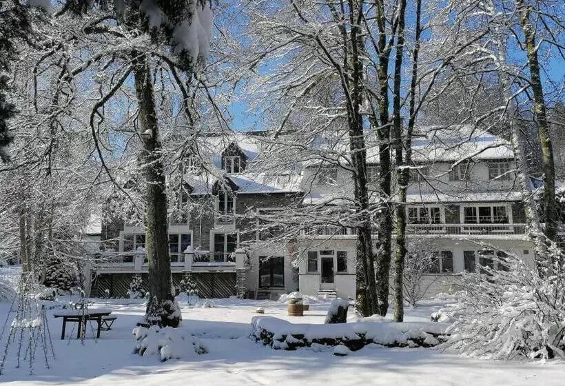 ホテル Hôtel Les Ardillières Du Pont D Oye