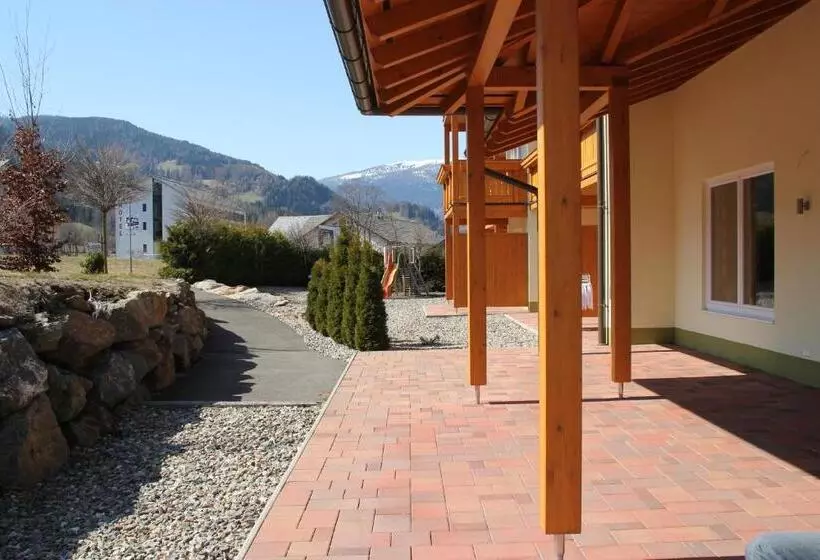 Hotelli Pension Da Capo