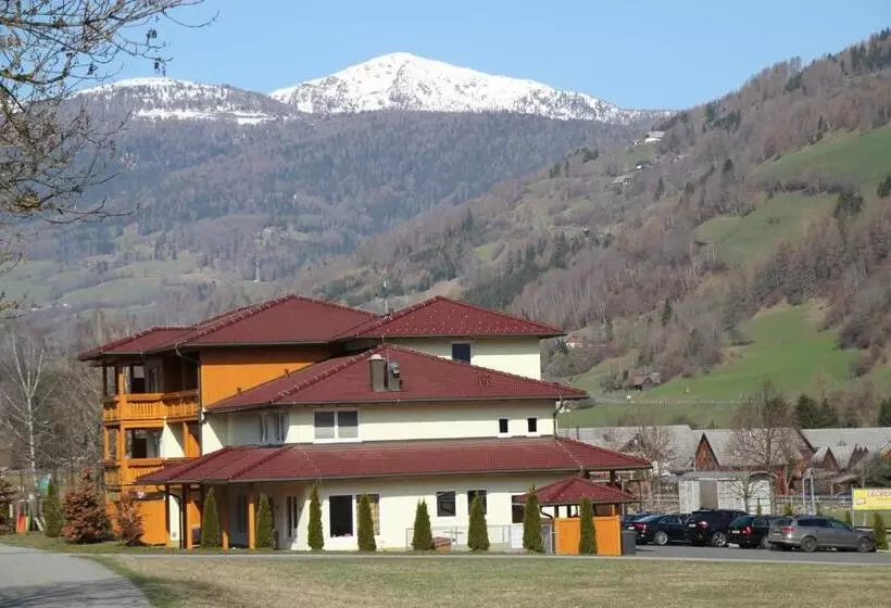 Hotelli Pension Da Capo