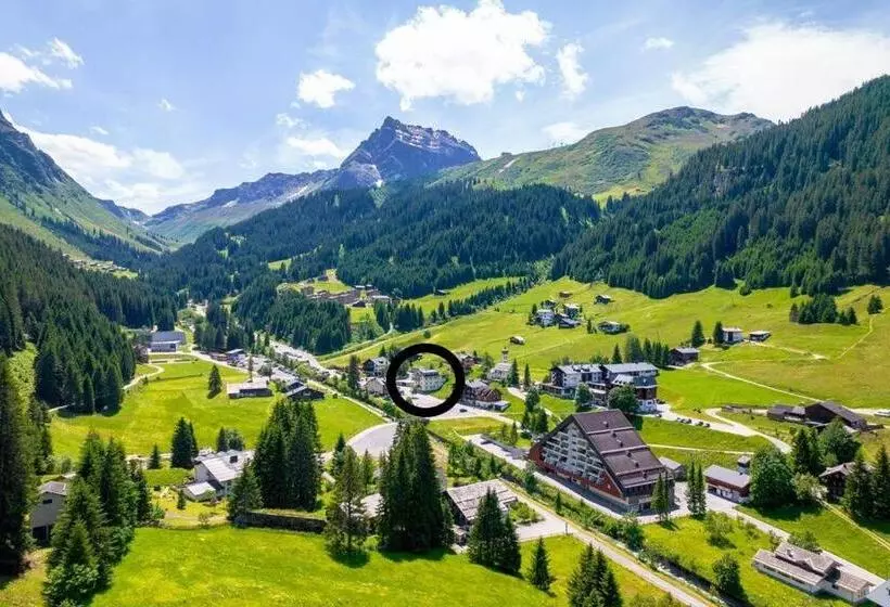 ホテル Pension Edelweiss   Bergdorf Gargellen 1423m