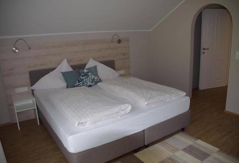 فندق Seegasthof Breineder   Familien & Seminar