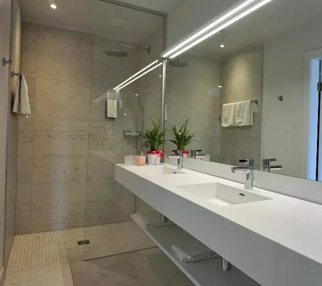 Hotel Weinrefugium Brolli