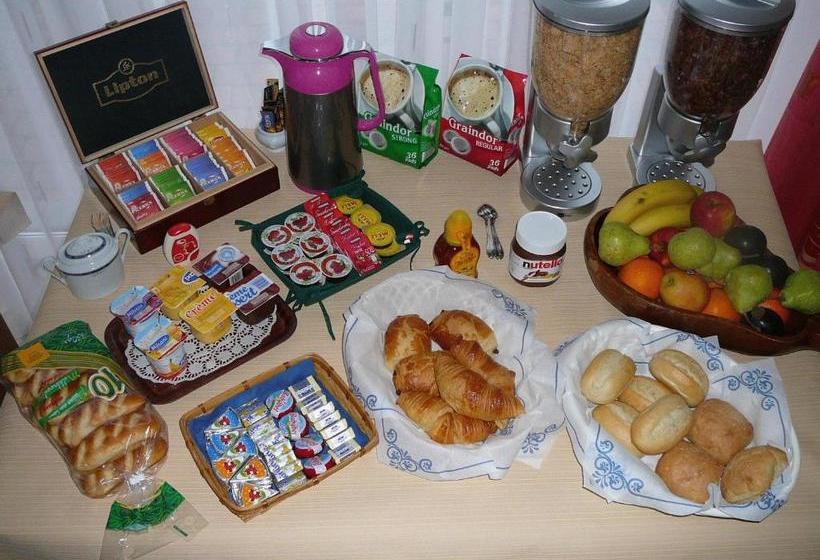 تختخواب و صبحانه Le Bernister Parking Privé