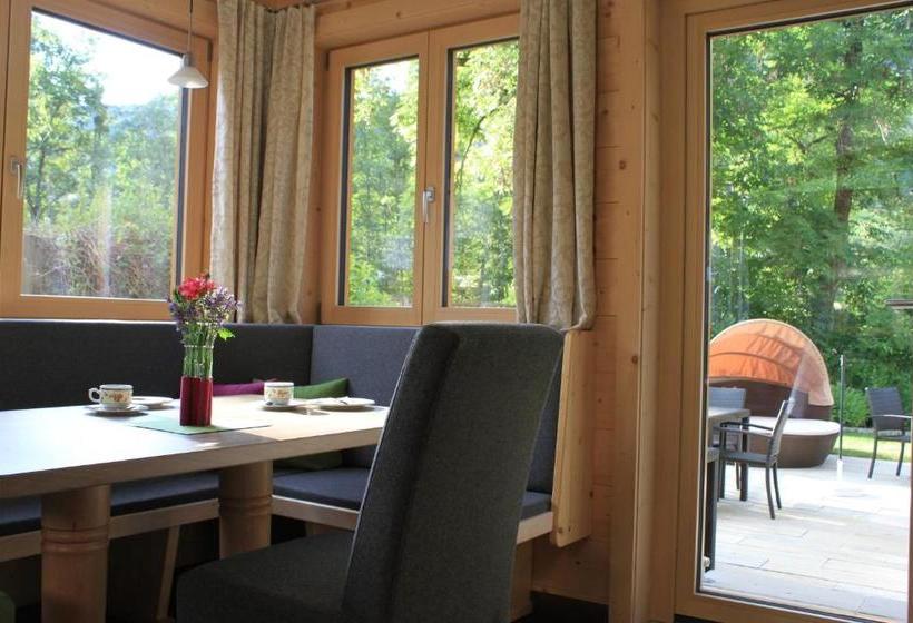 تختخواب و صبحانه Haus Alexander