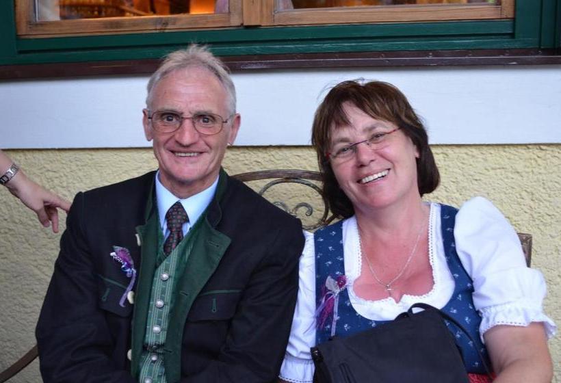 ベッドアンドブレックファースト Haus Mayr