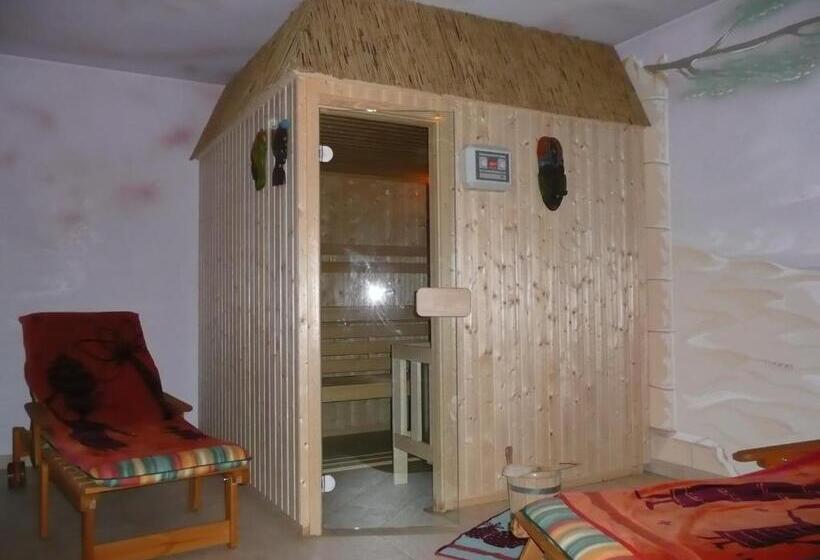 مبيت وإفطار Landhaus Servus