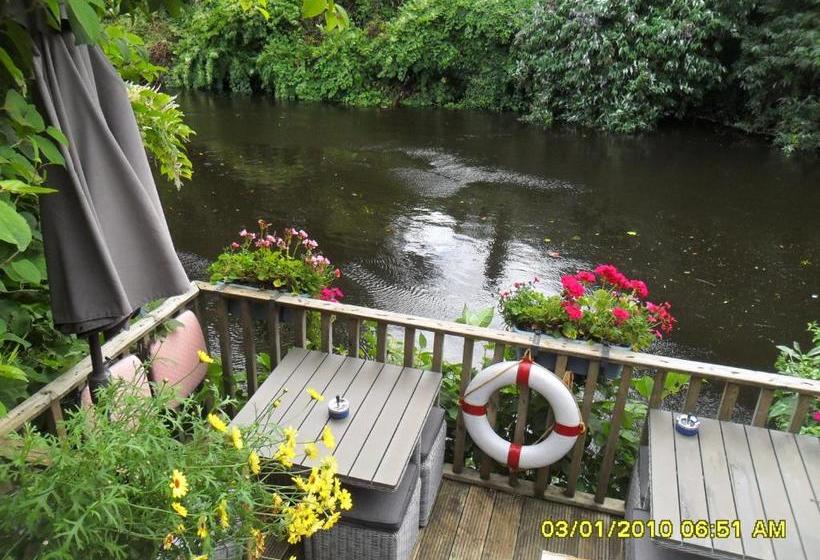 مبيت وإفطار Shandon Bells Guest House