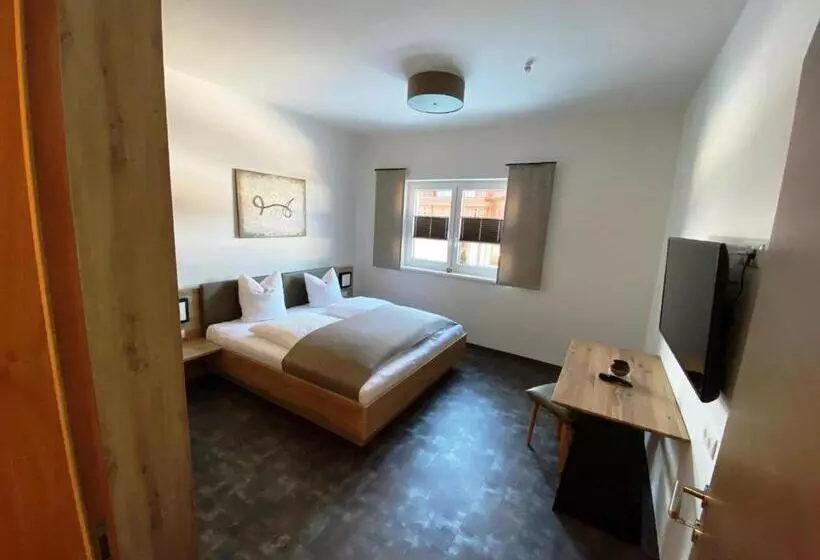 تختخواب و صبحانه Wellness Pension Jagahütt N