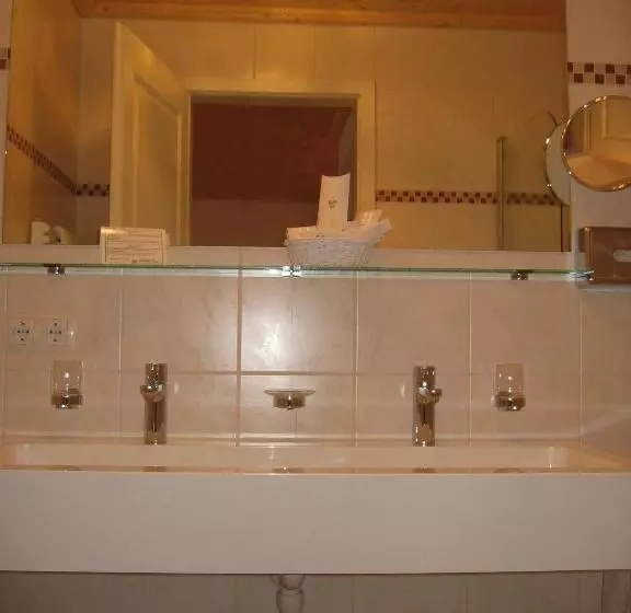 ホテル Bühlhof Appartements