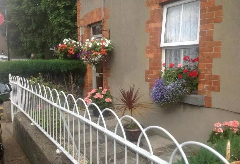 Bridge View B&b