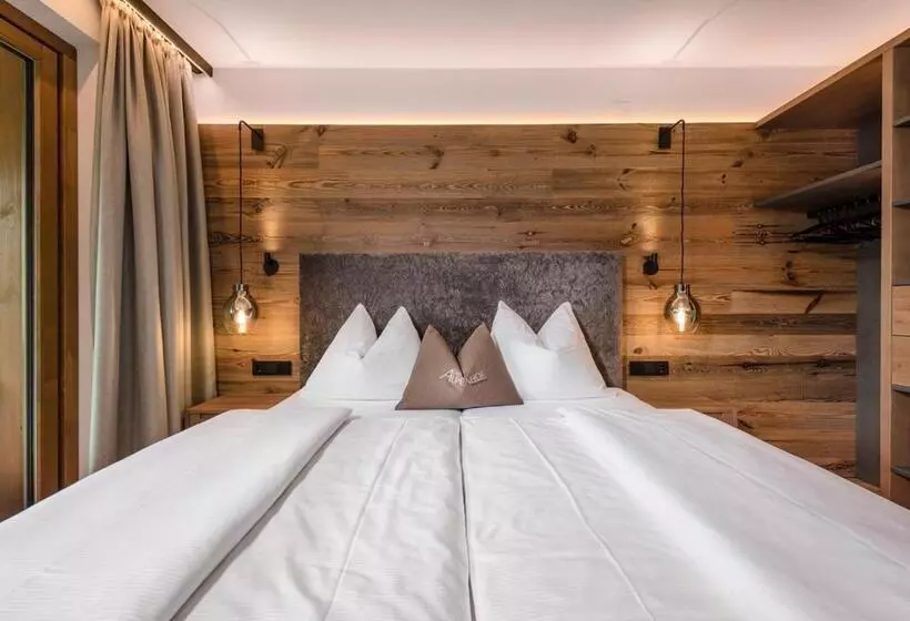 هتل Alpenhof