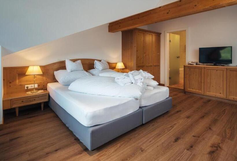 Отель Garni Alpenruh Micheluzzi