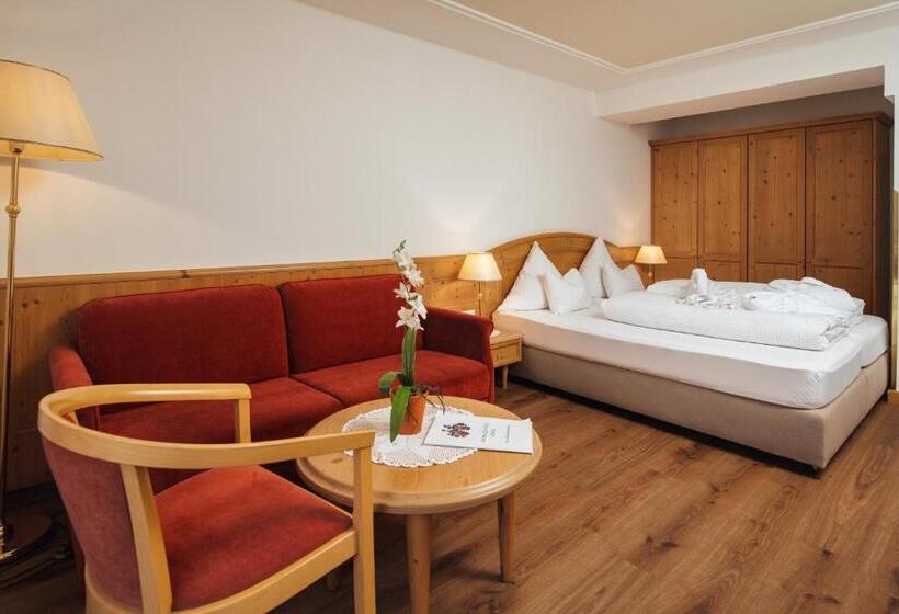 Отель Garni Alpenruh Micheluzzi