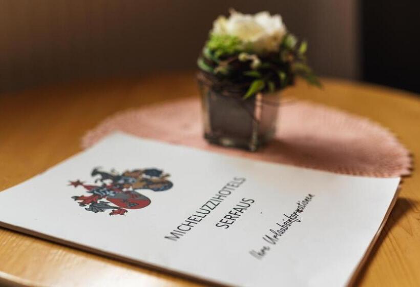 Отель Garni Alpenruh Micheluzzi