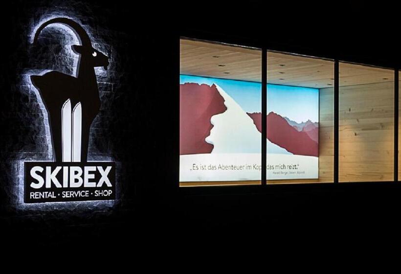 בית מלון כפרי Garni Sursilva