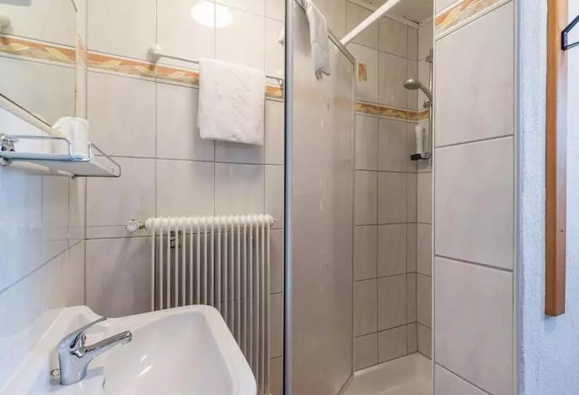ホテル Haus Tirol