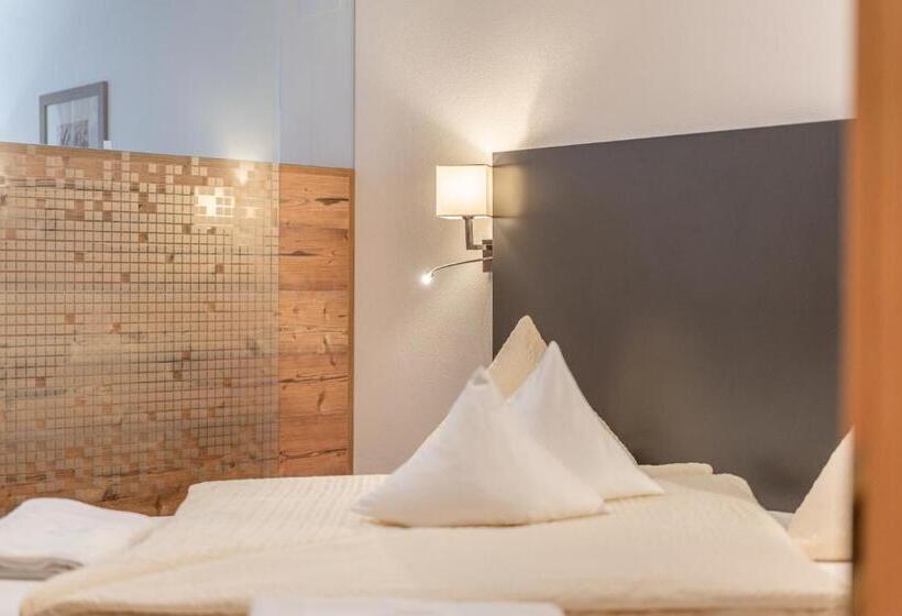 فندق Hubertus, 3 Sterne Superior