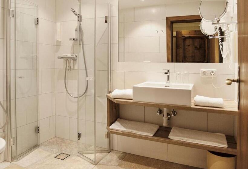 בית מלון כפרי Senningerbräu