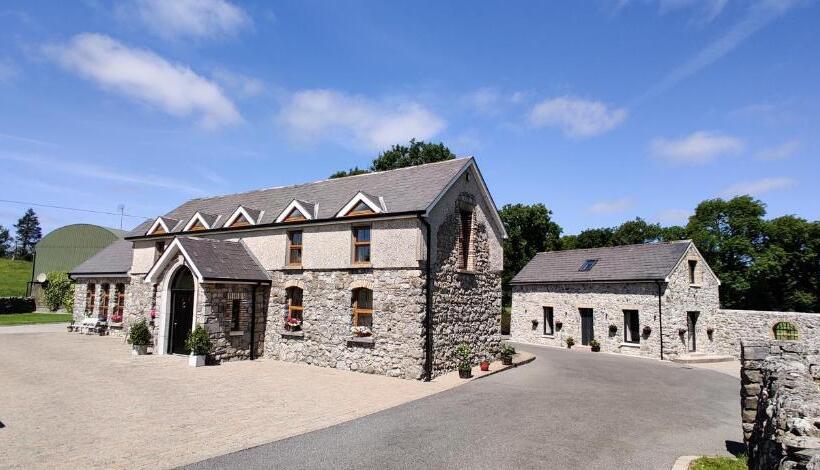 Moynure House Boutique B&b & Separate Two Bedroom Chalet