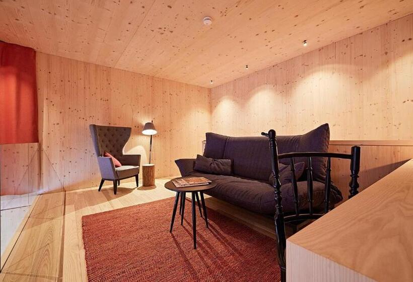 Bio Hotel Oswalda Hus