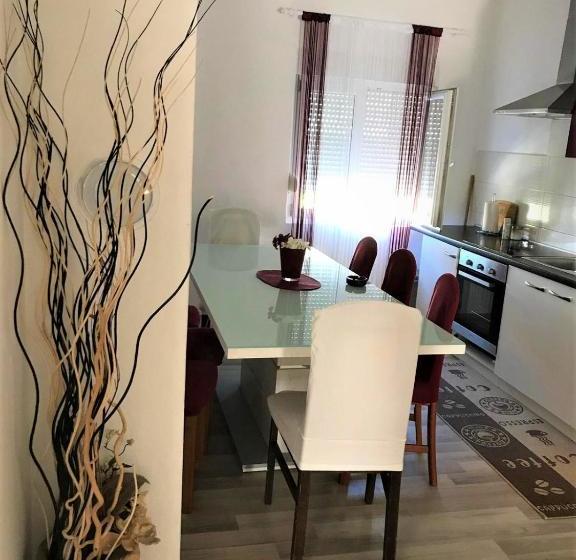 فندق Apartments Bronic