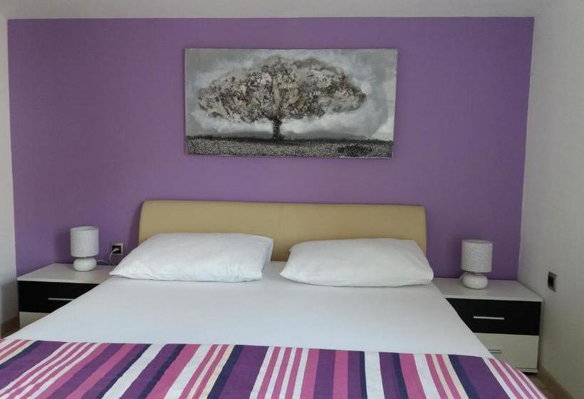 فندق Apartments Bronic