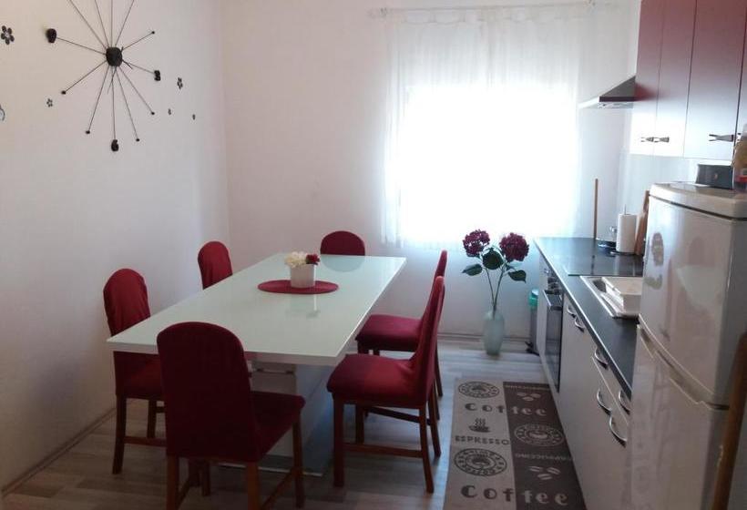 فندق Apartments Bronic