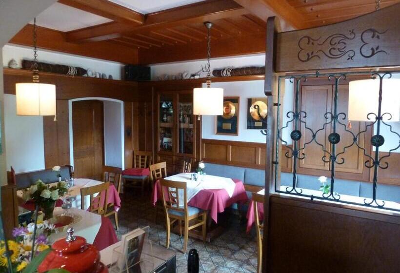 בית מלון כפרי Gasthof Strasswirt