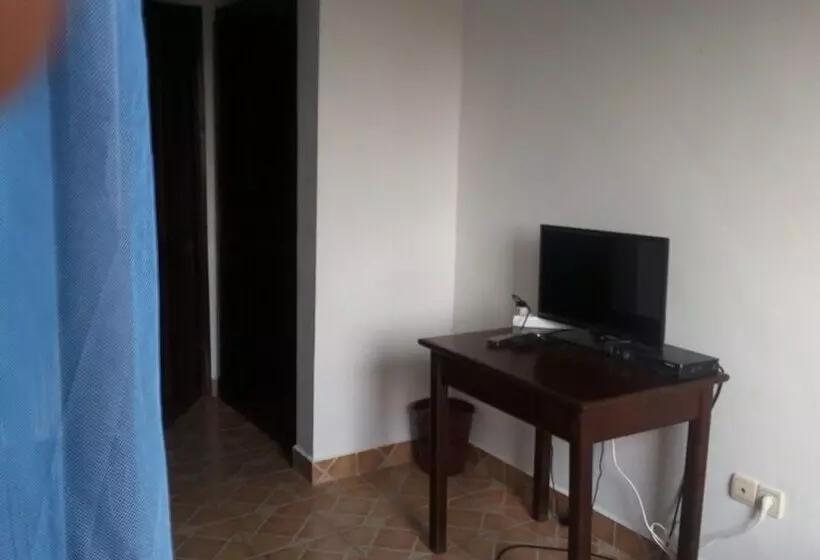 هتل Hôtel Lobé