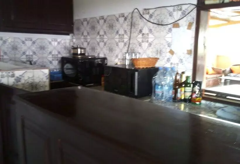 هتل Hôtel Lobé
