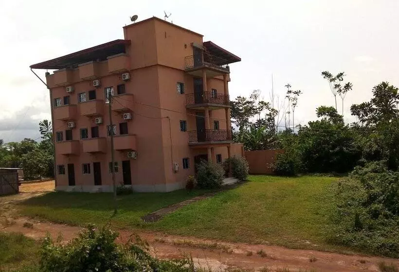 هتل Hôtel Lobé