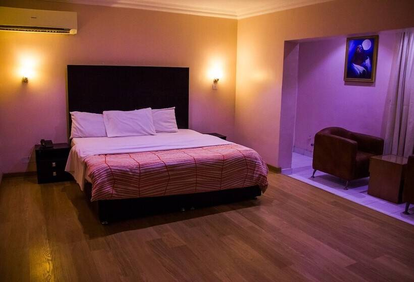 هتل Island Heights