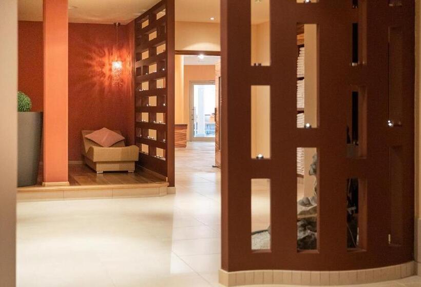 Отель Klausnerhof