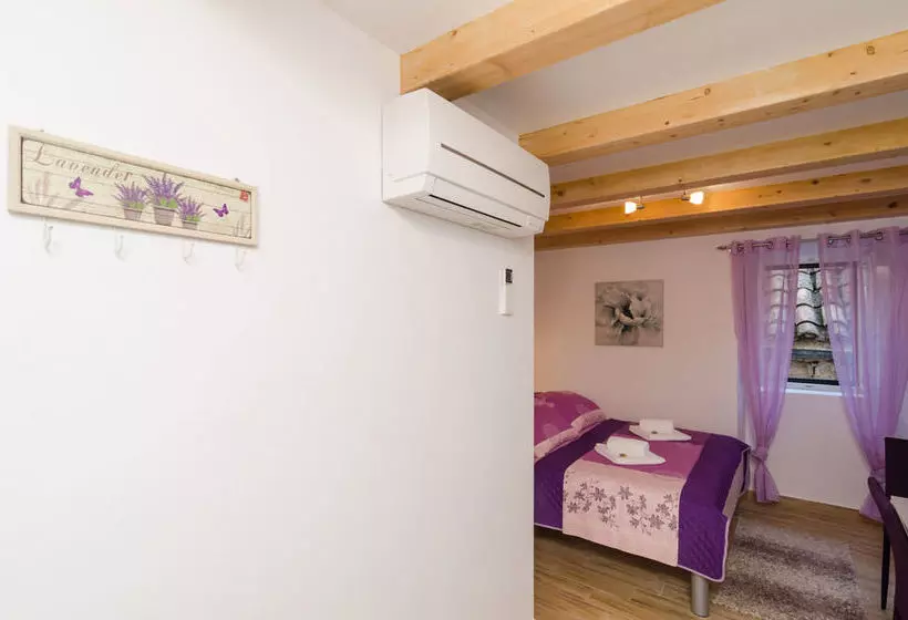هتل Lavender Room