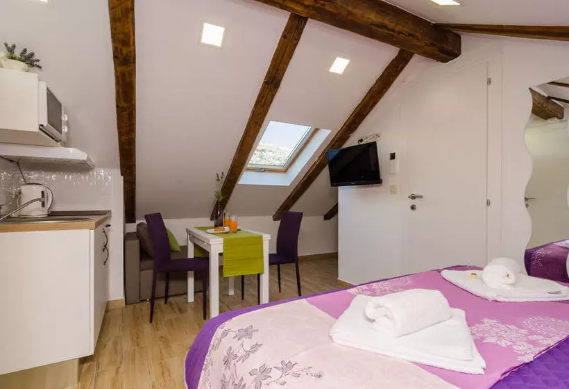 هتل Lavender Room