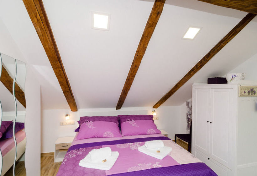 בית מלון כפרי Lavender Room