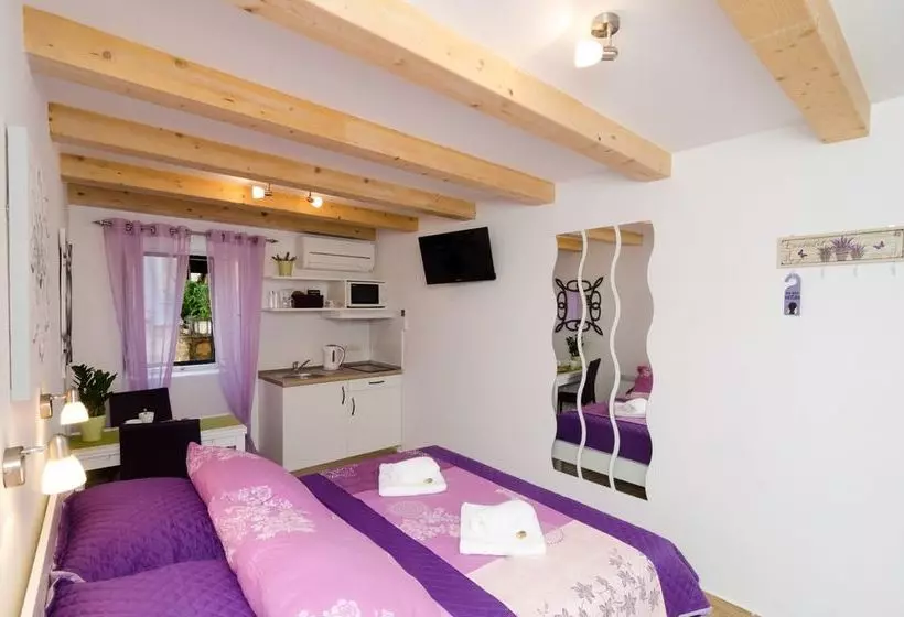هتل Lavender Room