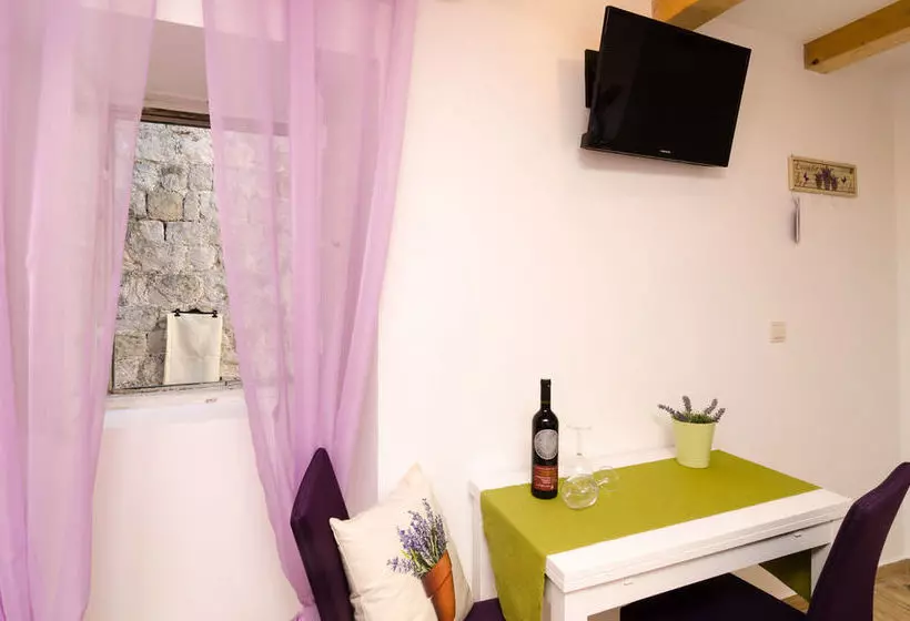 هتل Lavender Room
