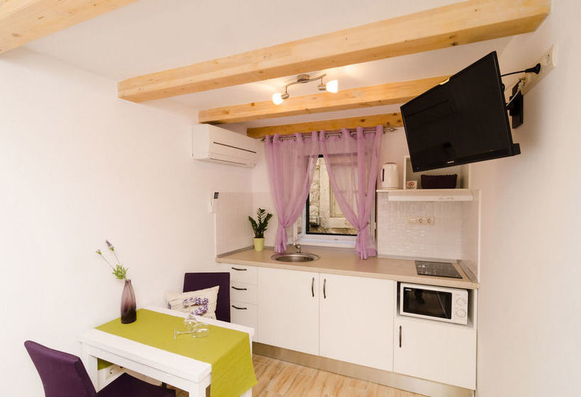 בית מלון כפרי Lavender Room