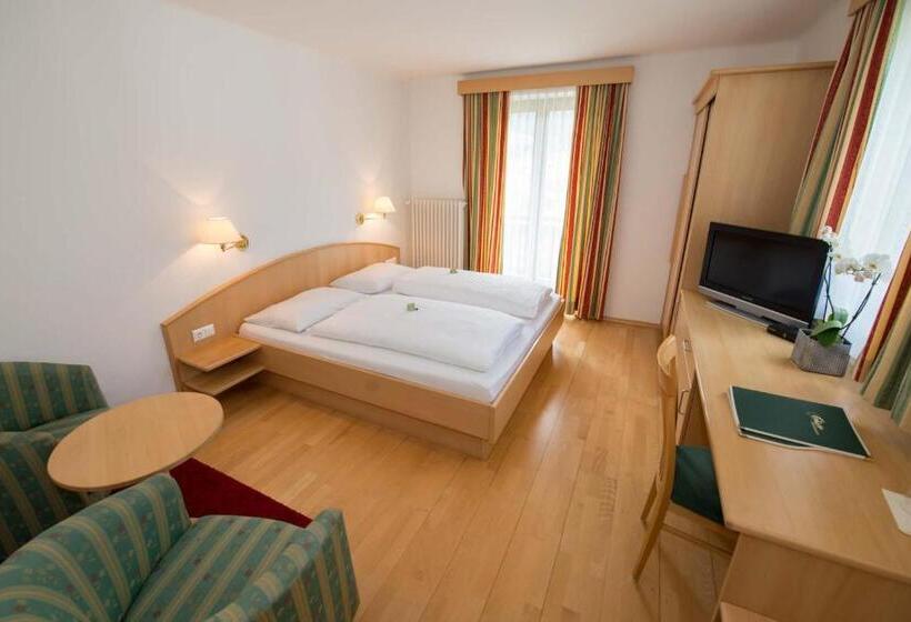 فندق Lipeter & Bergheimat