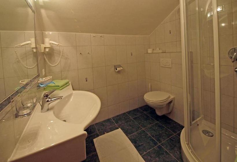 فندق Lipeter & Bergheimat